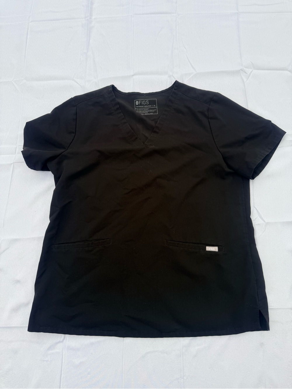 #63 Figs Women’s Black V-Neck Short Sleeve Scrub Top-size ( xl )